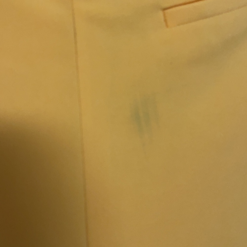 Yellow fitted pants - Picture 6 of 6